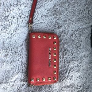 Michael kors wristlet